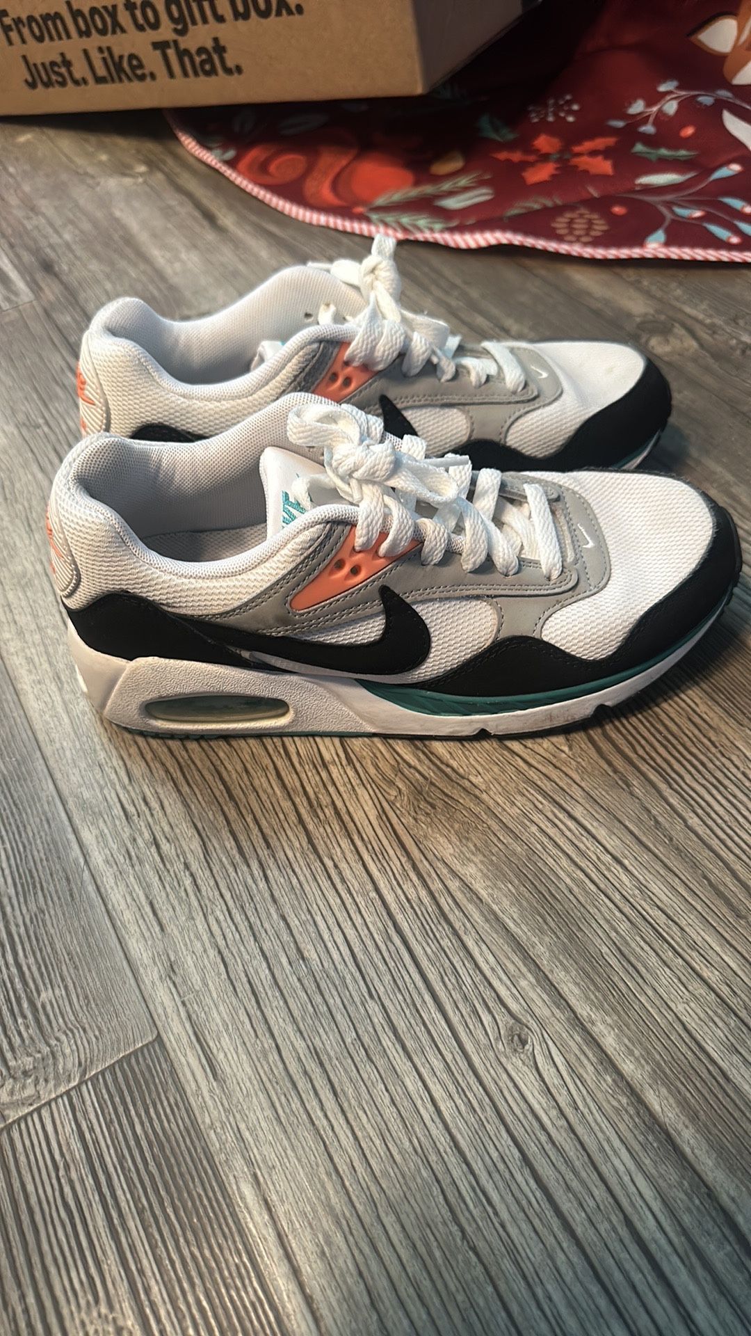 Nike Sneakers