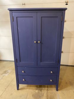 Solid wood wardrobe/armoire