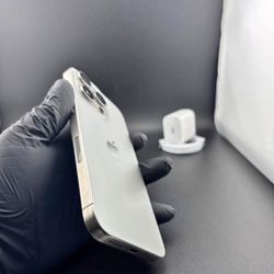 iPhone 15 Pro max 256Gb Unlocked READ