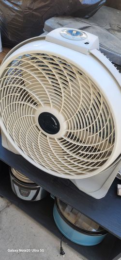Nice fan has a Crack on top but still works great