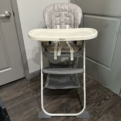 Graco Slim Snacker Baby High Chair, Ultra Compact Folding High Chair