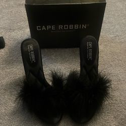 Super Cute and Fluffy -BRAND NEW 