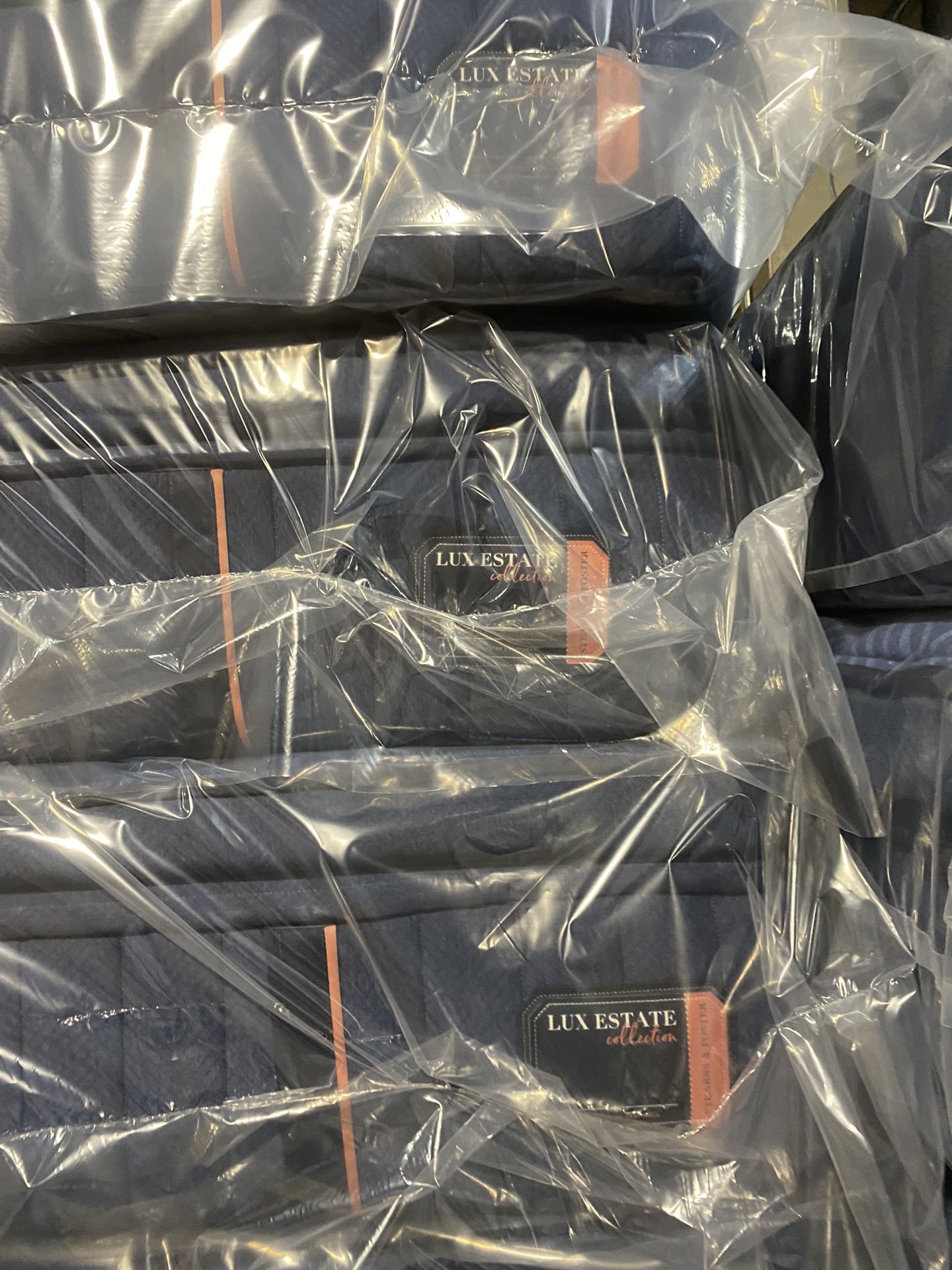 Mattres Stearns And Foster Pillow Top Lux Estate Medium Queen Size Brand New