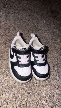 Toddler Nike shoes