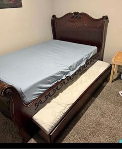 Full Size Bed