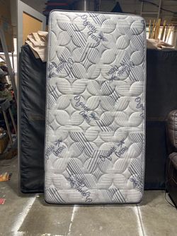 Mattress for bottom bed twin