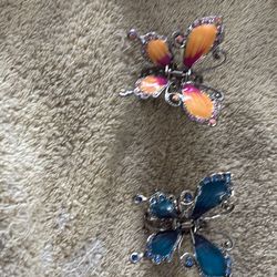 Butterfly hair clips never been worn bottom in Galveston