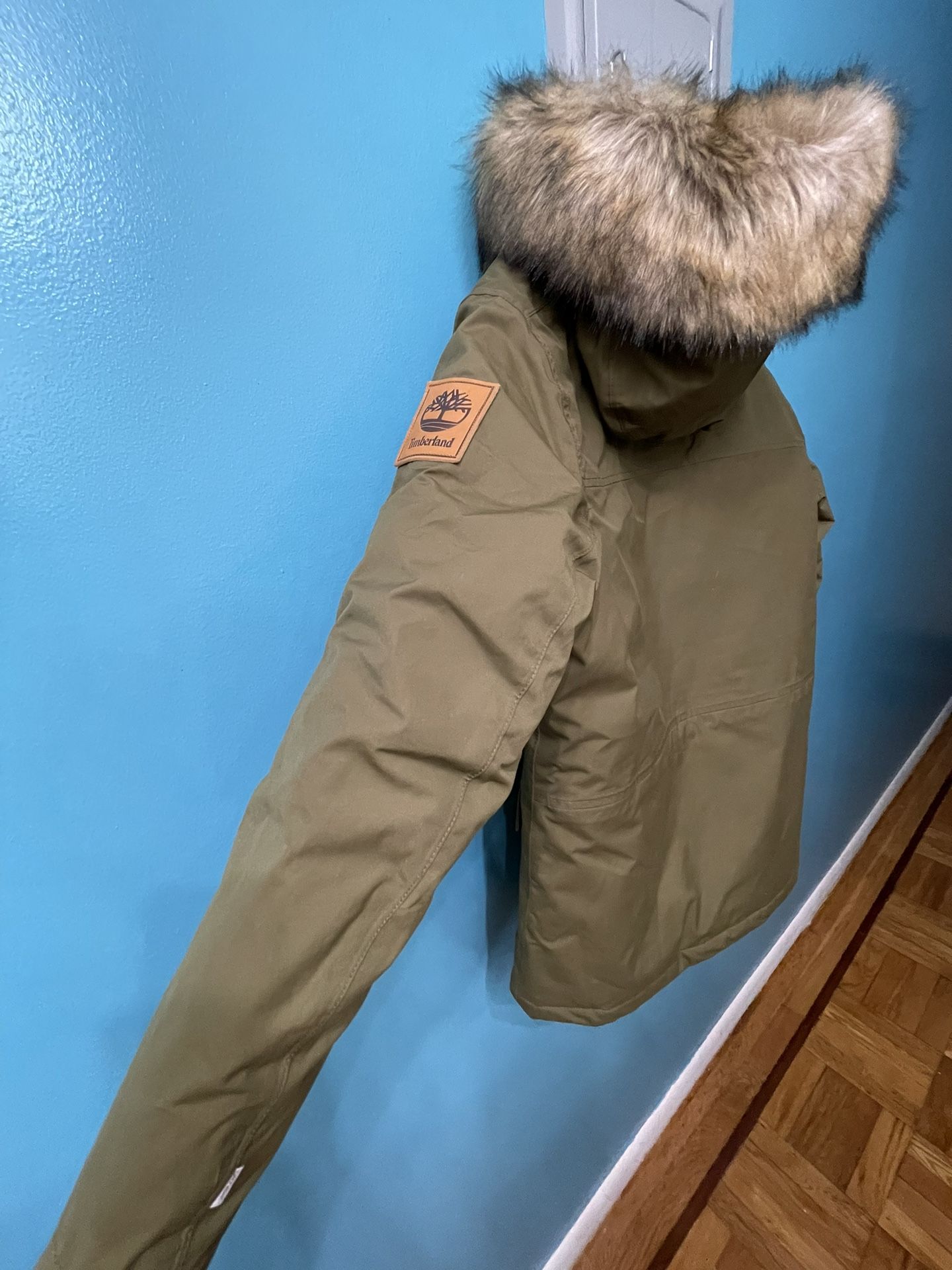 Men Timberland Coat Dryvent Size Small Like NEW!