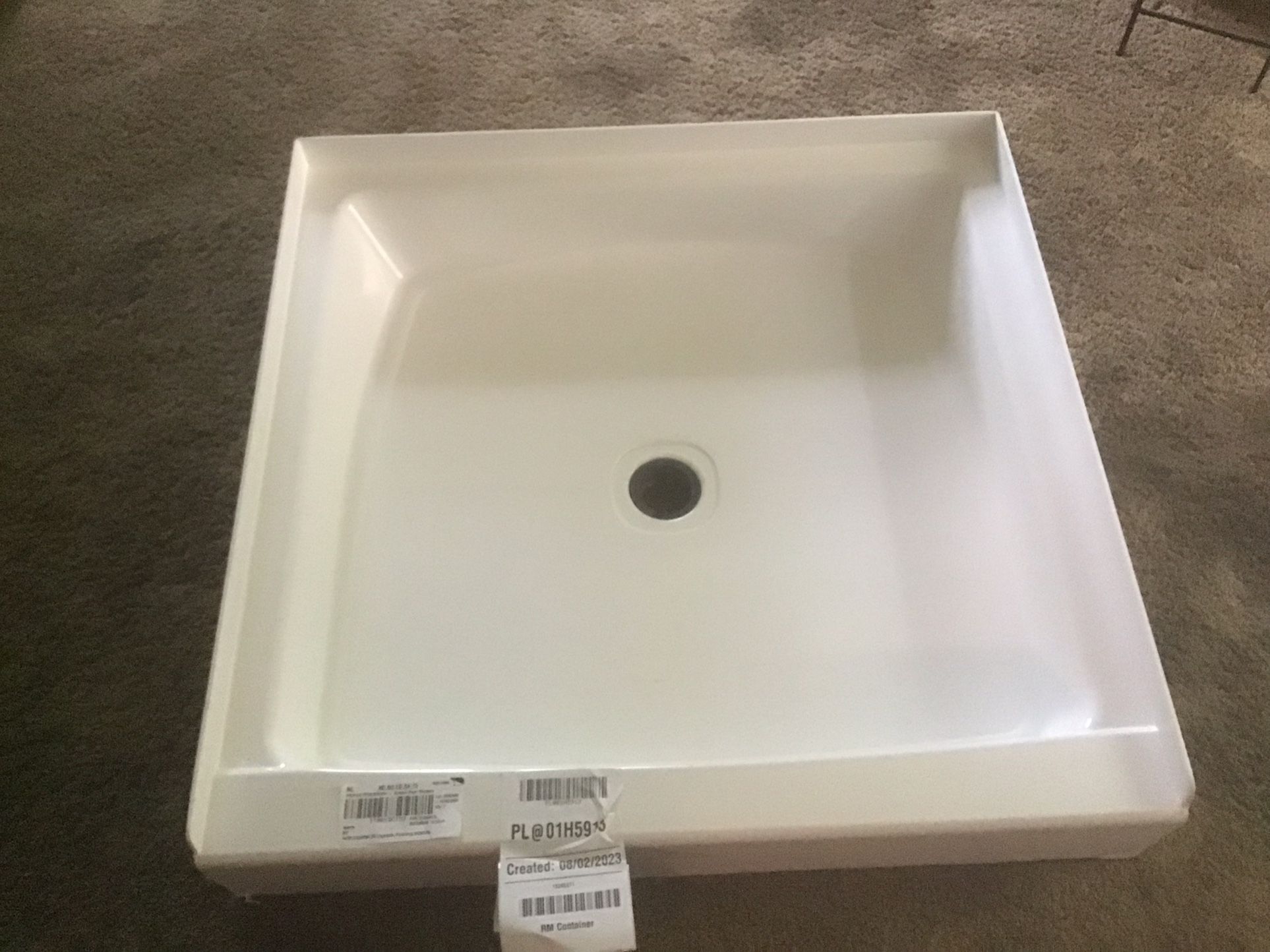 32” x 32” Square White Shower Pan