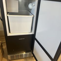 Ice Maker