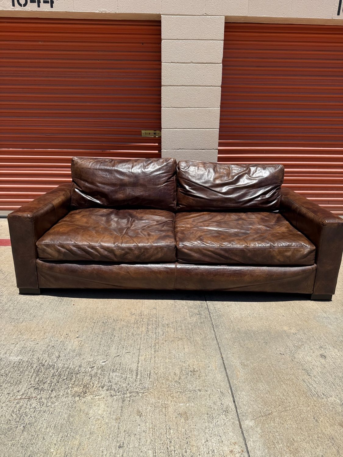🛋 Restoration Hardware Leather Sofa 🚚 DELIVERY AVAILABLE