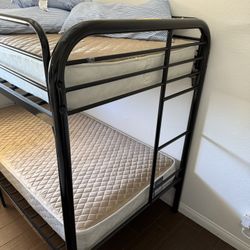 Twin Bunk Beds 
