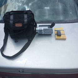 Sony Hand am Digital 8 And 2 Digitally Tapes