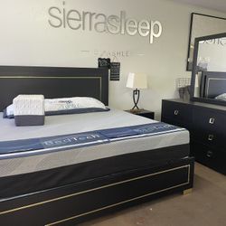 4pc King Size Bed  Set