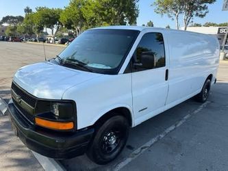 2005 Chevy Express Van 3500