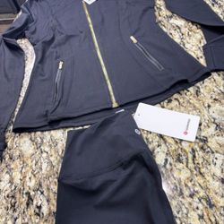 Lululemon Sets 