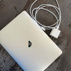 2020 Macbook Air 13”