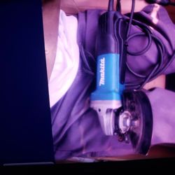 Makita Angle Grinder 7.5 Never Been Used