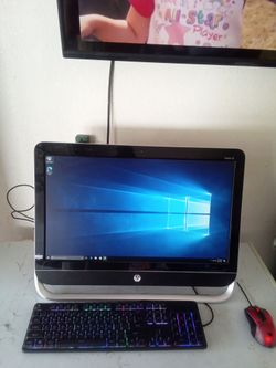 HP Desktop with mouse and keyboard