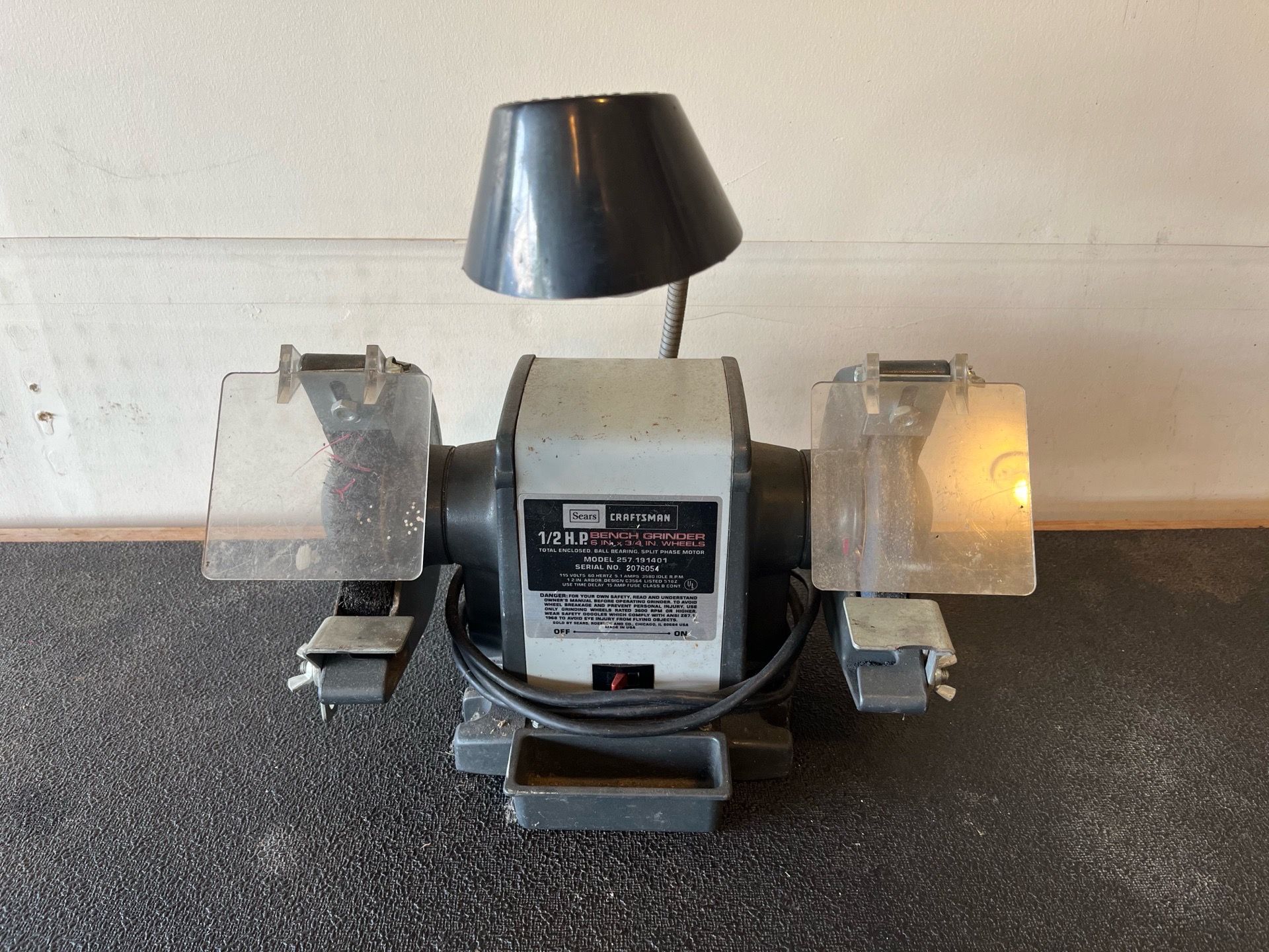 Craftsman Bench grinder