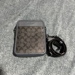 coach signature crossbody bag 