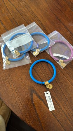 Marc Jacobs Yellow Gold Tone Silicone Bracelets