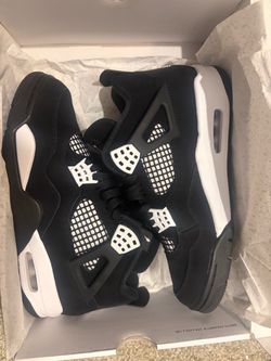 Jordan 4 black thunder size 8
