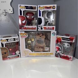 Pop figures in box