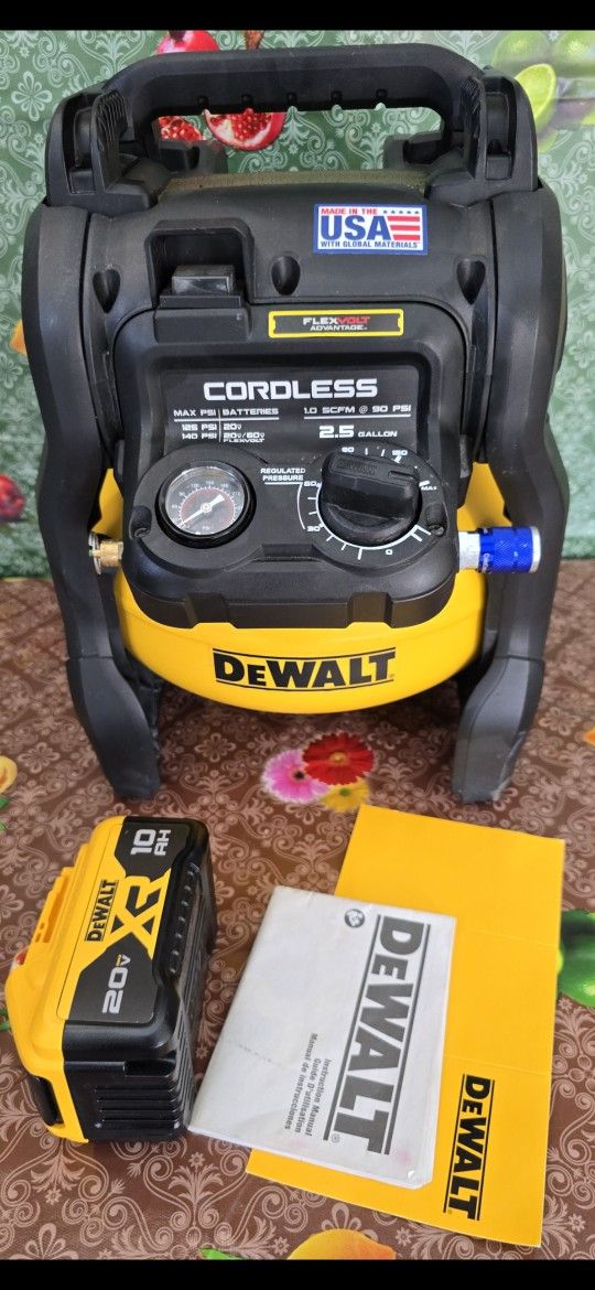 140 psi Portable 20V Cordless Air Compressor with