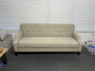 Free Couch 