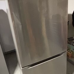 Fridge and Bottom Freezer - New
