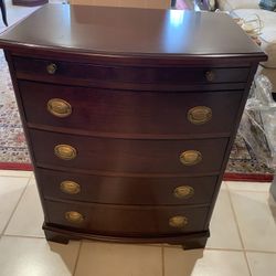 Bombay 4 Drawer Chest With Writing Table