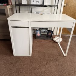 White Vanity Desk