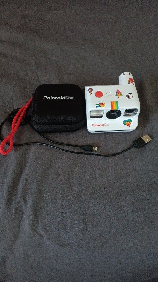 PolaroidGo Camera