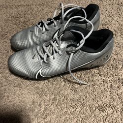 Silver Nike Vapor Low Football Cleats