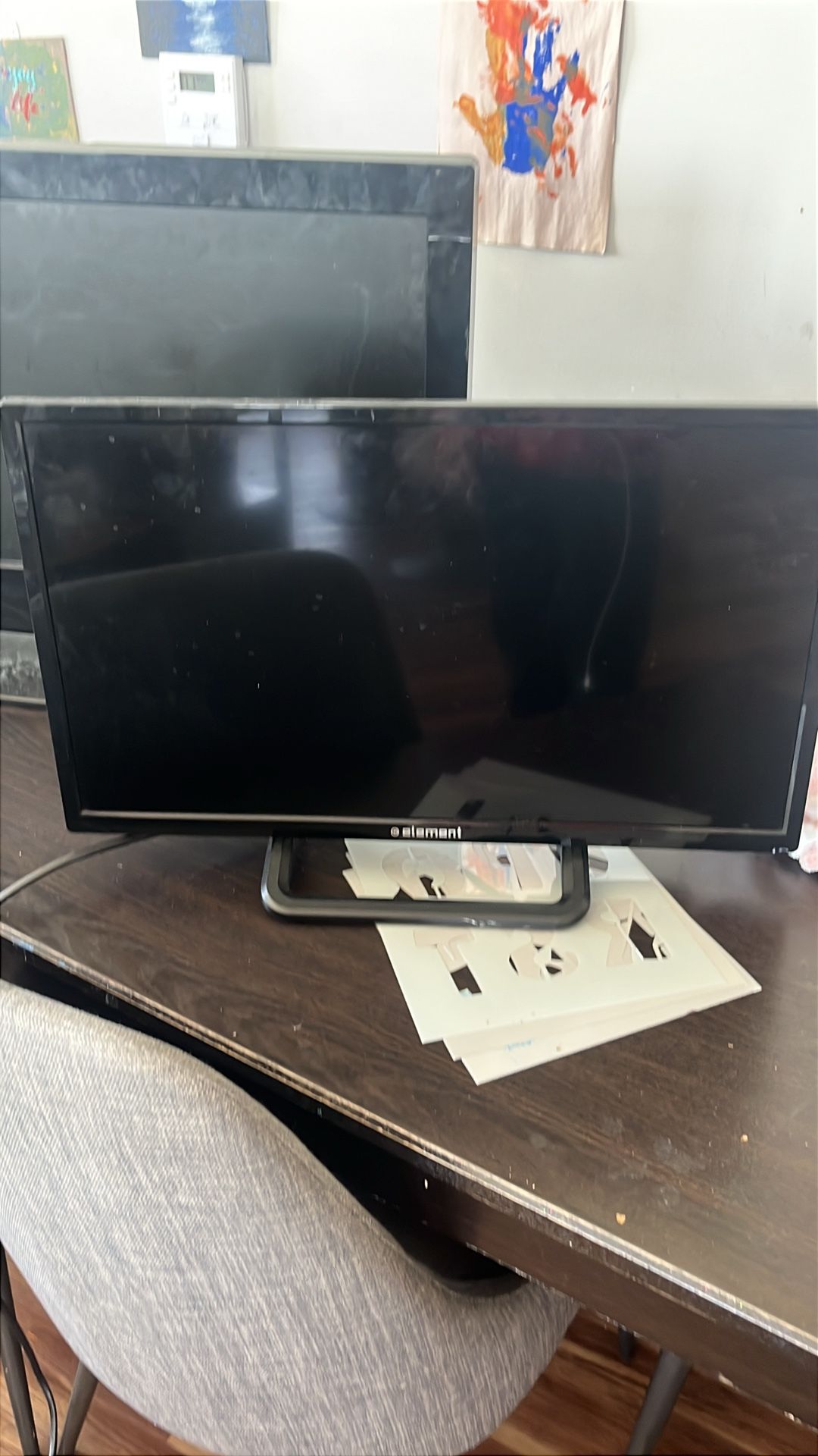 Element and Emerson tv