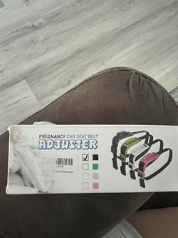 Pregnancy Car Seatbelt Adjuster – Black – New in Box – $10