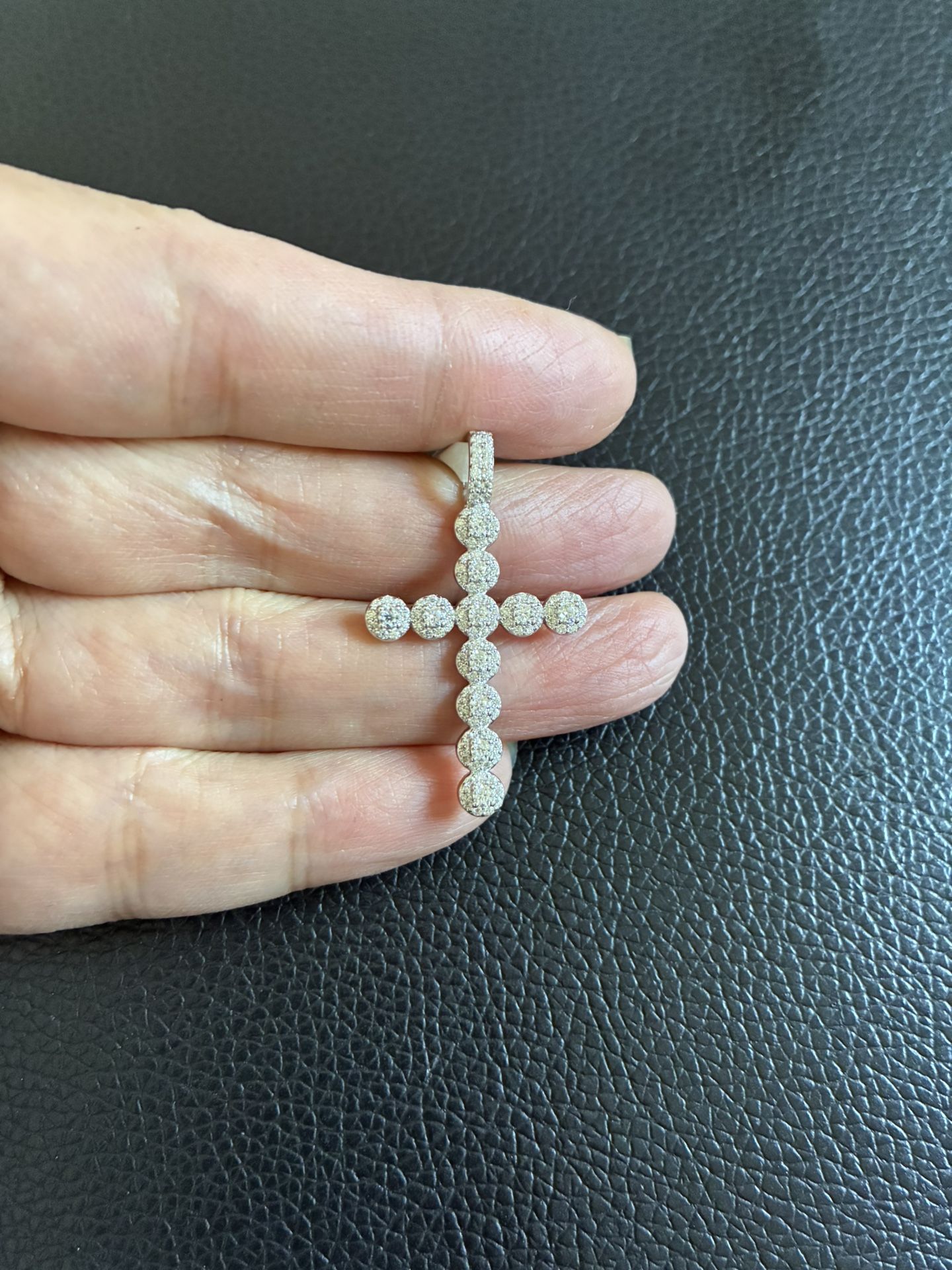 925 Sterling Silver Moissanite Cross Pendant 