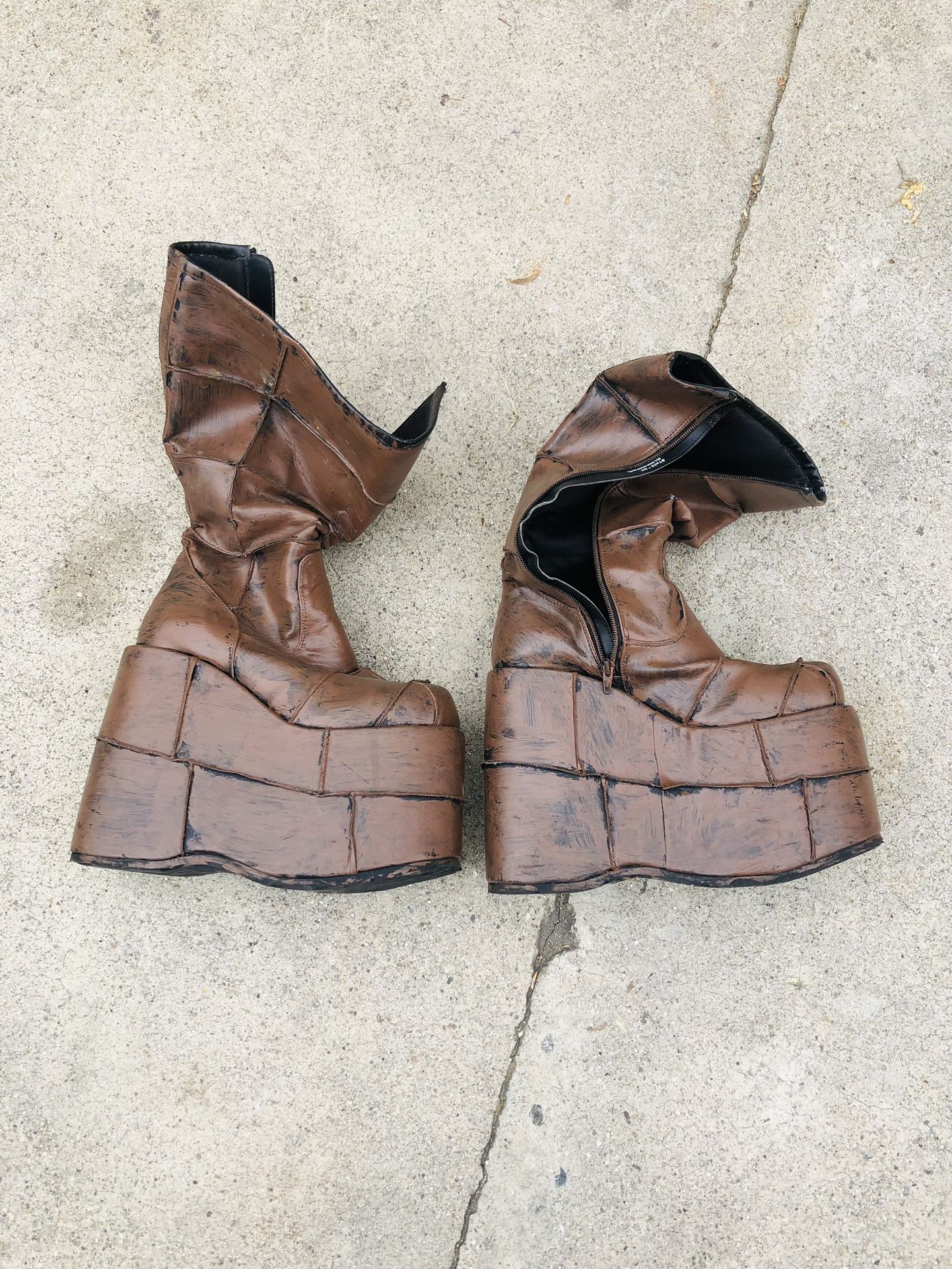 Platform Stilt Boots … Men’s Size 10