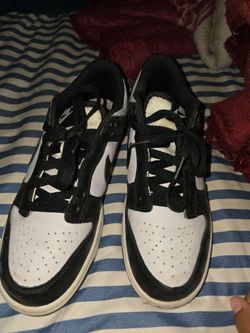 Nike shoe pandas