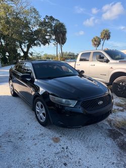 2016 Ford Taurus