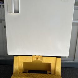 Mini Refrigerator 
