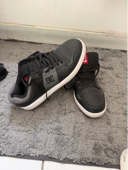 Dc men shoes size 9