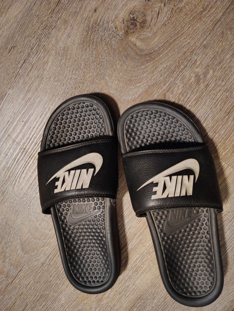 Nike Slides