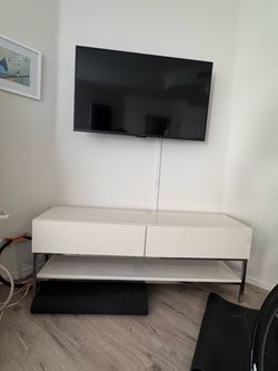 White Gloss TV Stand with Chrome Legs