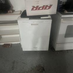 Dishwasher 