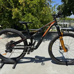 SPECIALIZED STUMPJUMPER READY TO RUN