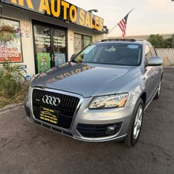 2010 Audi Q5 3.2 Quattro Premium Sport Utility SUV 4DR