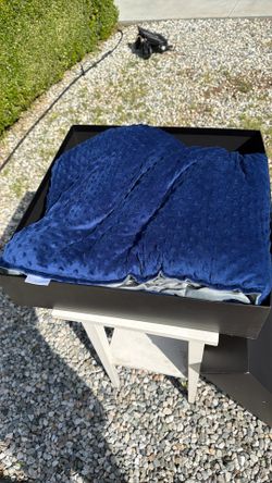 Weighted Blanket (barely used ) Free