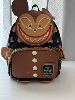 Nightmare Before Christmas Lounge Fly Bag